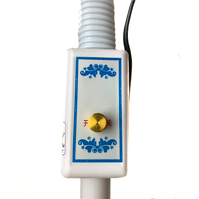 Лампа мастера напольная с лупой и ручкой, на подставке (с регулятором интенсивности света), диаметр лупы 9см